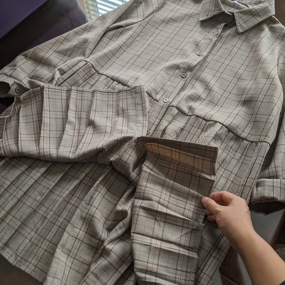 Plaid Pleated shirtdress - Picture 6 of 9